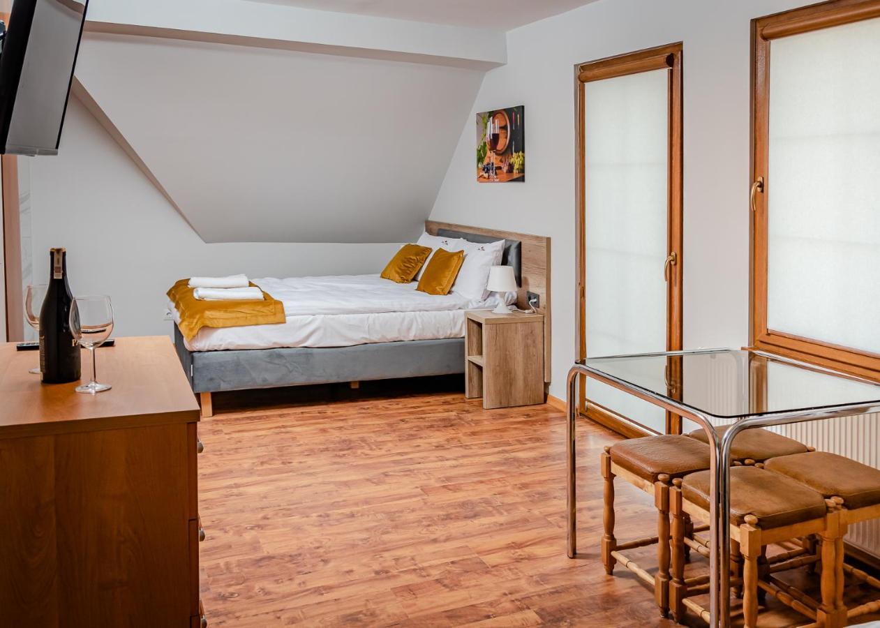 Sun & Wine Hotel Pobierowo Ngoại thất bức ảnh