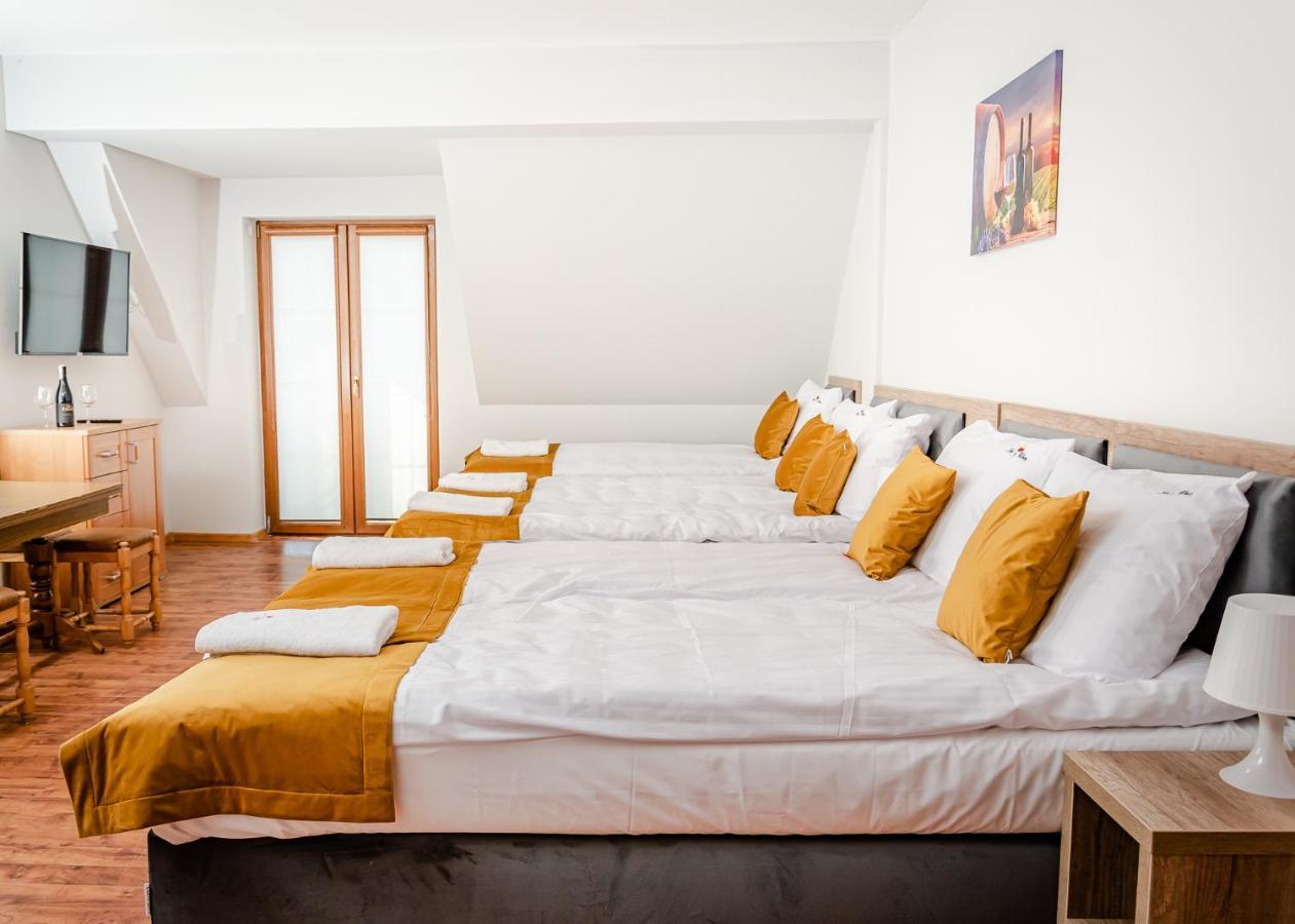 Sun & Wine Hotel Pobierowo Ngoại thất bức ảnh